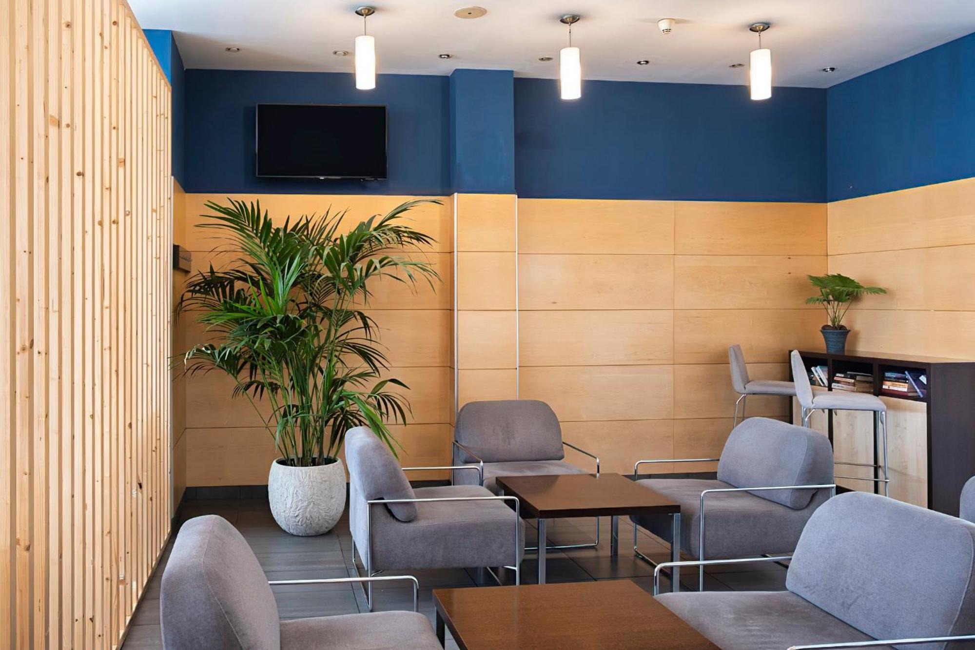 Express Airport By Ihg Hotel Malaga
