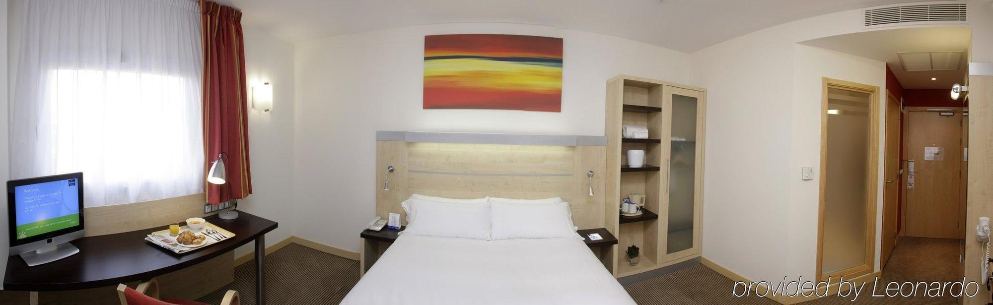 Express Airport By Ihg 3* Malaga